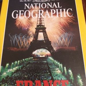 Vintage National Geographic Magazine July 1989